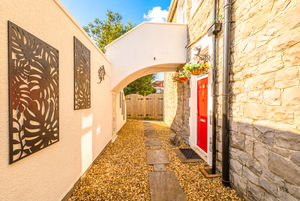 Photo 2- click for photo gallery